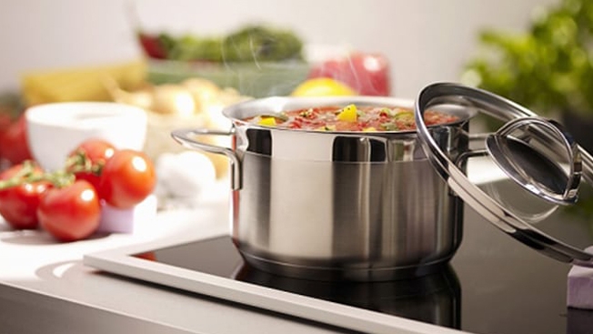 Bếp từ có tốt không ảnh mình họa cho nồi bếp từ