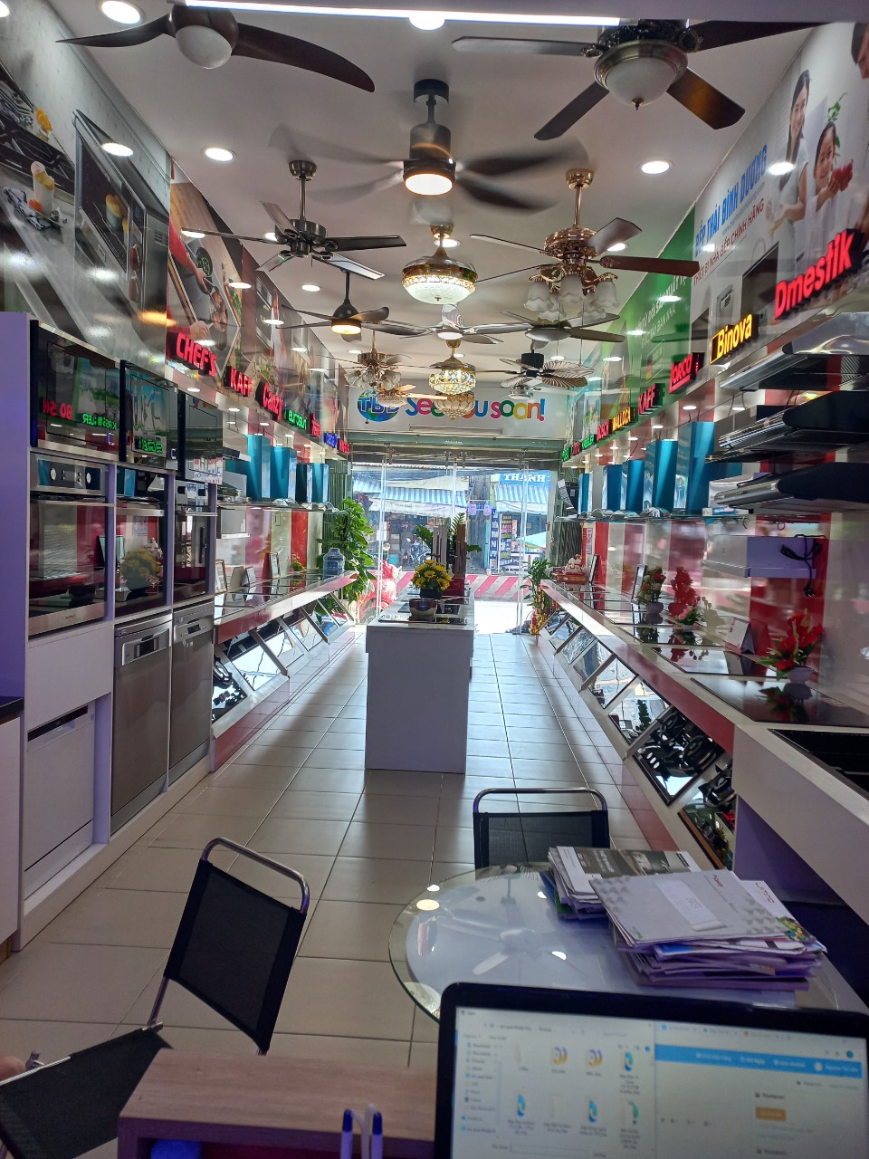Bếp từ có tốt không ảnh thực tế cửa hàng bếp thái bình dương