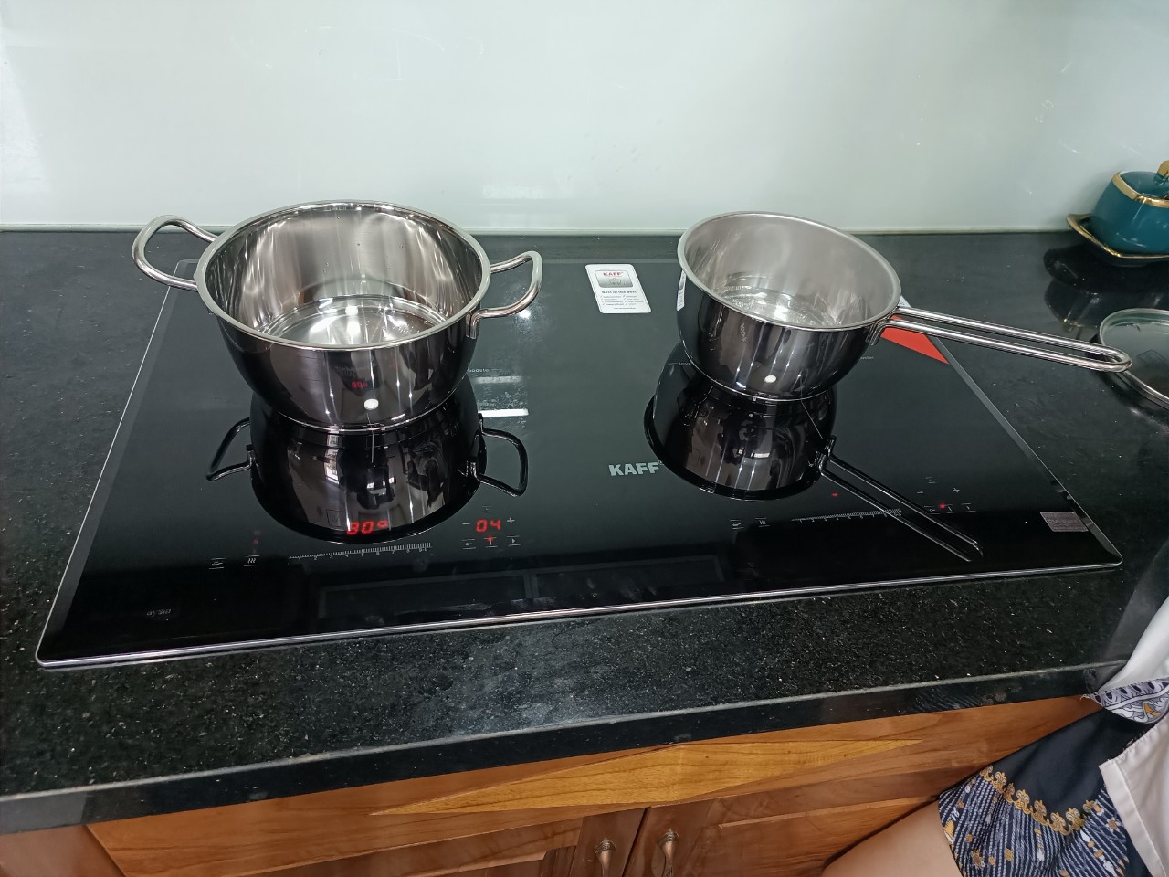 Cách hướng dẫn chọn bếp từ an toàn khi mua bếp từ